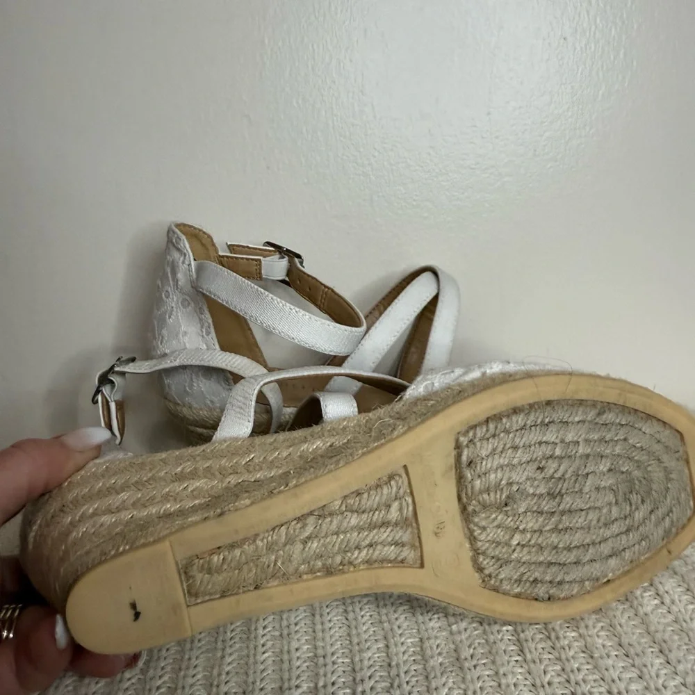 Talbots White Espadrille Wedge Sandals with Ankle Strap in size 9